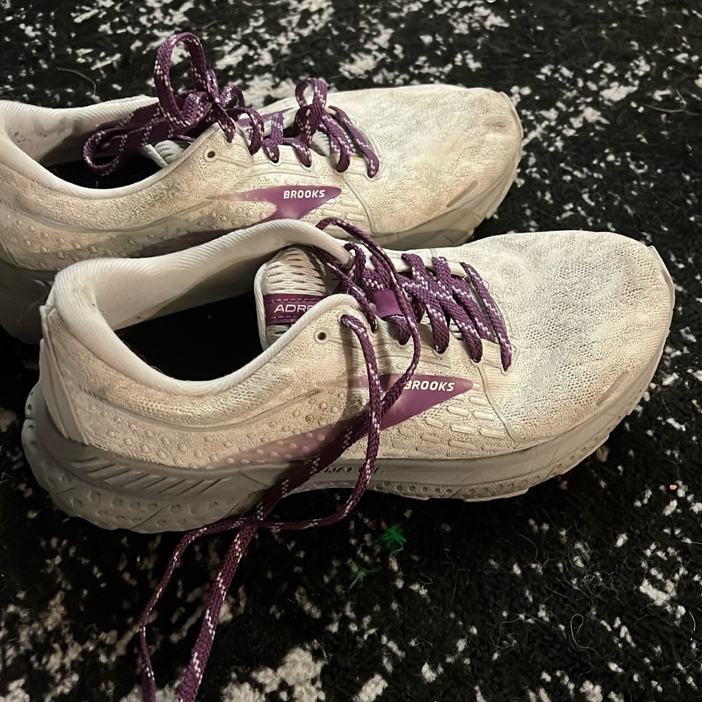 Brooks Adrenaline